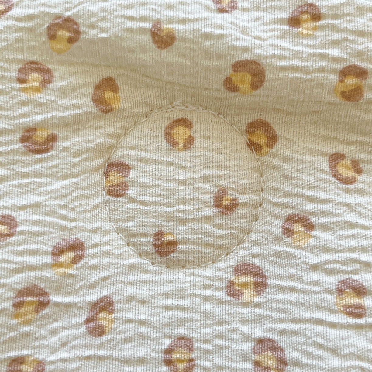 91家纺网 家纺一手货源 找家纺 一加一 2026新款皱皱纱绣花三角针大豆夏被夏凉被空调被三件套 豹纹小猫