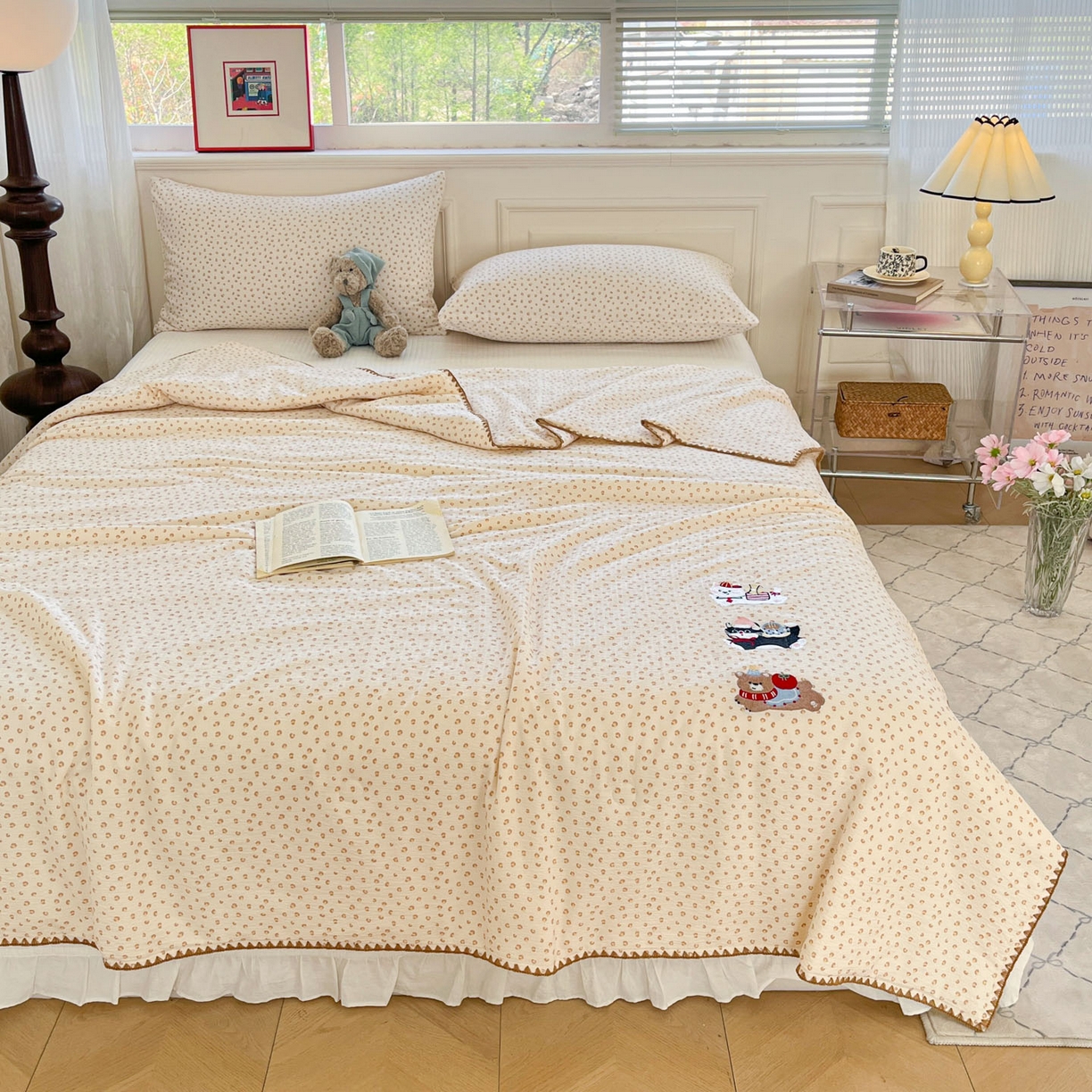 91家纺网 家纺一手货源 找家纺 一加一 2026新款皱皱纱绣花三角针大豆夏被夏凉被空调被三件套 豹纹小猫