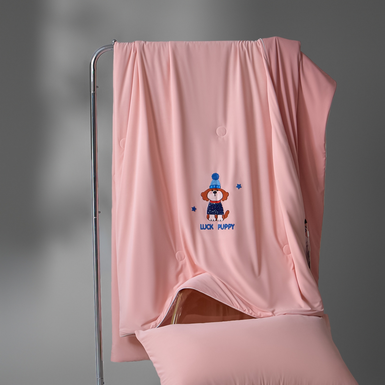 91家纺网 家纺一手货源 找家纺 一加一 2026新款凉感冰皮冰蚕被夏被夏凉被空调被 蓝裳福仔