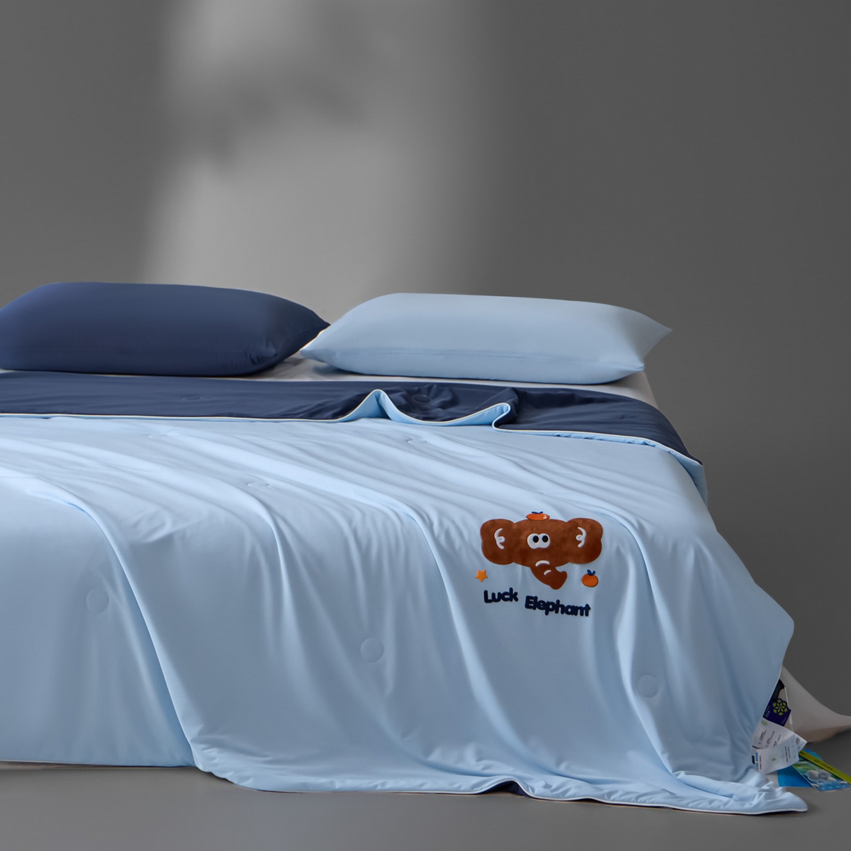 91家纺网 家纺一手货源 找家纺 一加一 2026新款凉感冰皮冰蚕被夏被夏凉被空调被 柿柿如意象