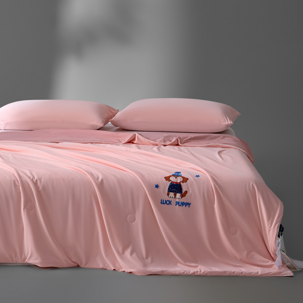 91家纺网 家纺一手货源 找家纺 一加一 2026新款凉感冰皮冰蚕被夏被夏凉被空调被 蓝裳福仔