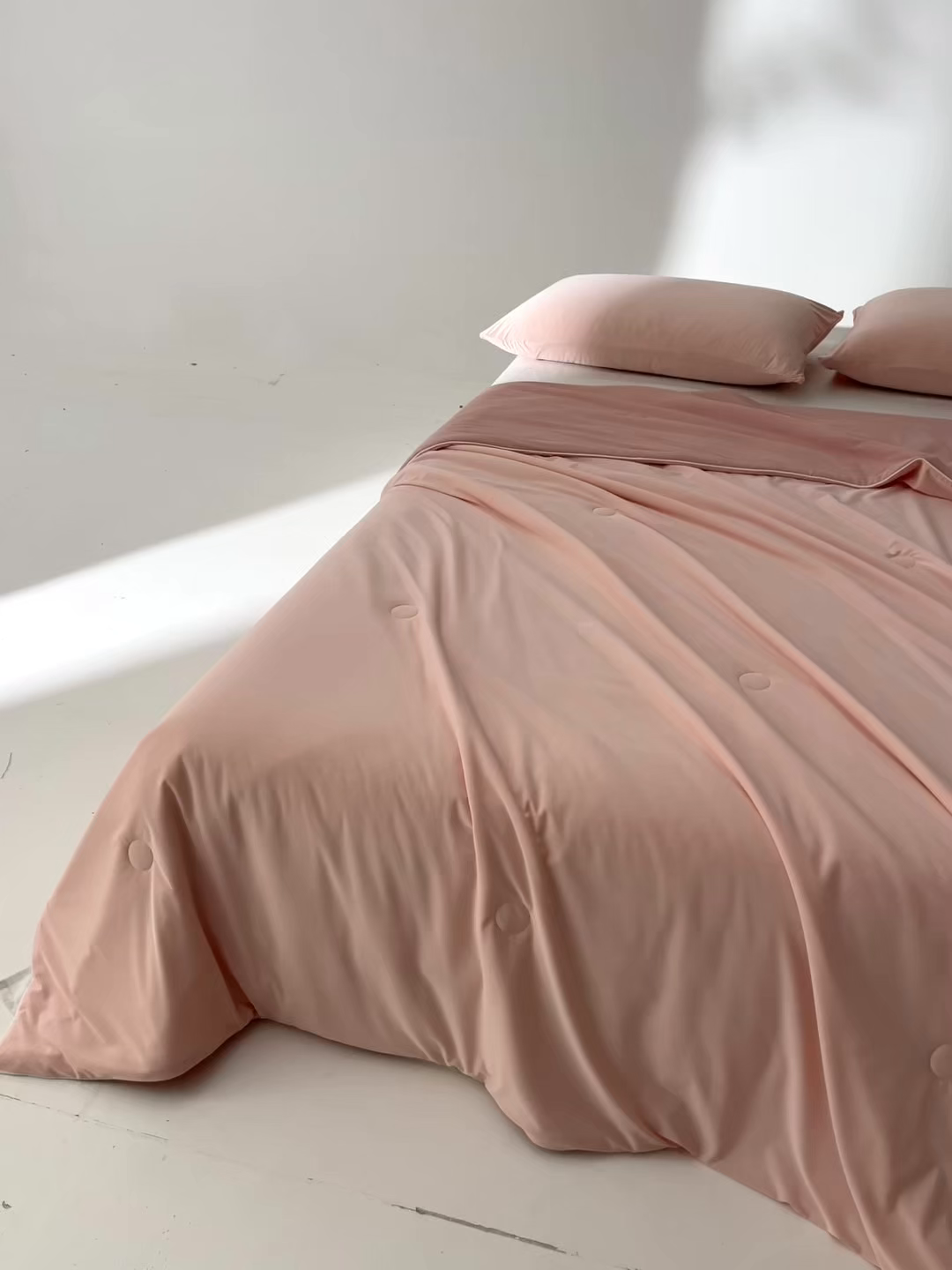 91家纺网 家纺一手货源 找家纺 一加一 2026新款凉感冰皮冰蚕被夏被夏凉被空调被 蓝裳福仔