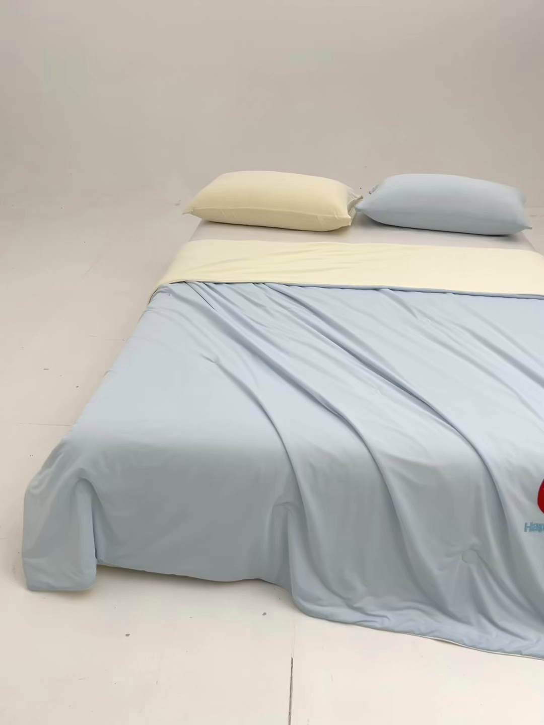 91家纺网 家纺一手货源 找家纺 一加一 2026新款凉感冰皮冰蚕被夏被夏凉被空调被 红果小白