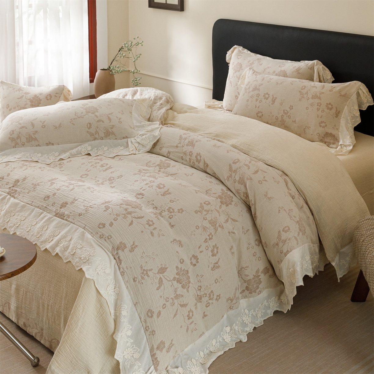 91家纺网 家纺一手货源 找家纺 （总）瑞米家居 2026新款A类棉麻提花花边款四件套-花蝶轻舞