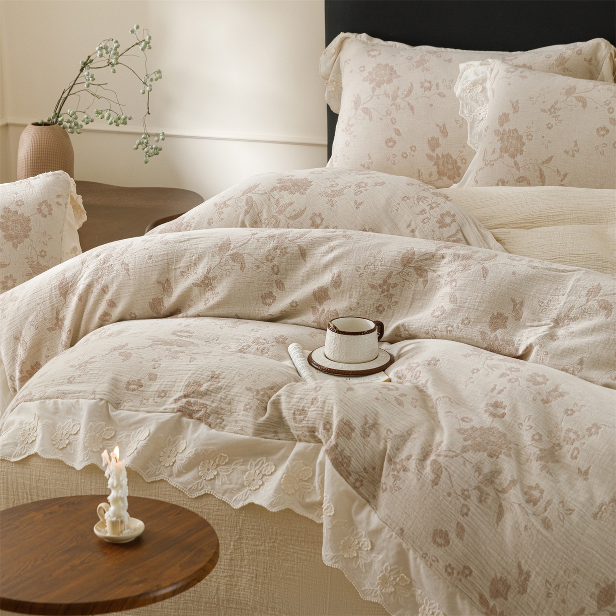 91家纺网 家纺一手货源 找家纺 （总）瑞米家居 2026新款A类棉麻提花花边款四件套-花蝶轻舞