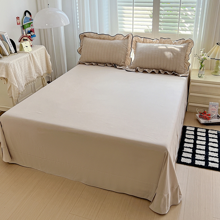 91家纺网 家纺一手货源 找家纺 仟网汇 2026新款赫本纯色泡泡纱花边款夏被夏凉被空调被四件套 奶咖