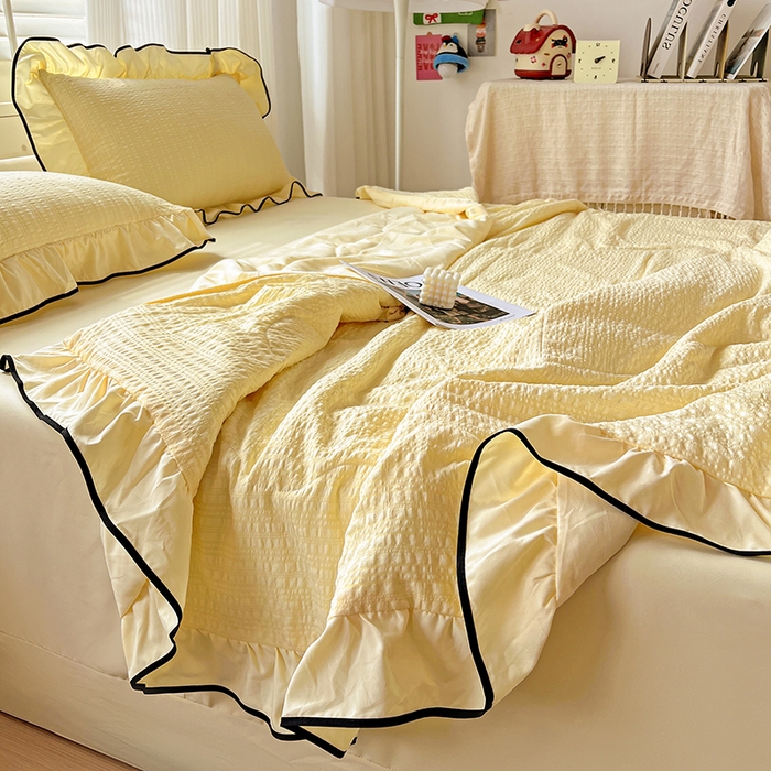 91家纺网 家纺一手货源 找家纺 仟网汇 2026新款赫本纯色泡泡纱花边款夏被夏凉被空调被四件套 起司