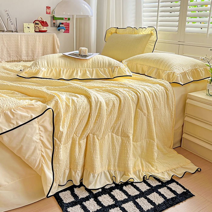 91家纺网 家纺一手货源 找家纺 仟网汇 2026新款赫本纯色泡泡纱花边款夏被夏凉被空调被四件套 起司