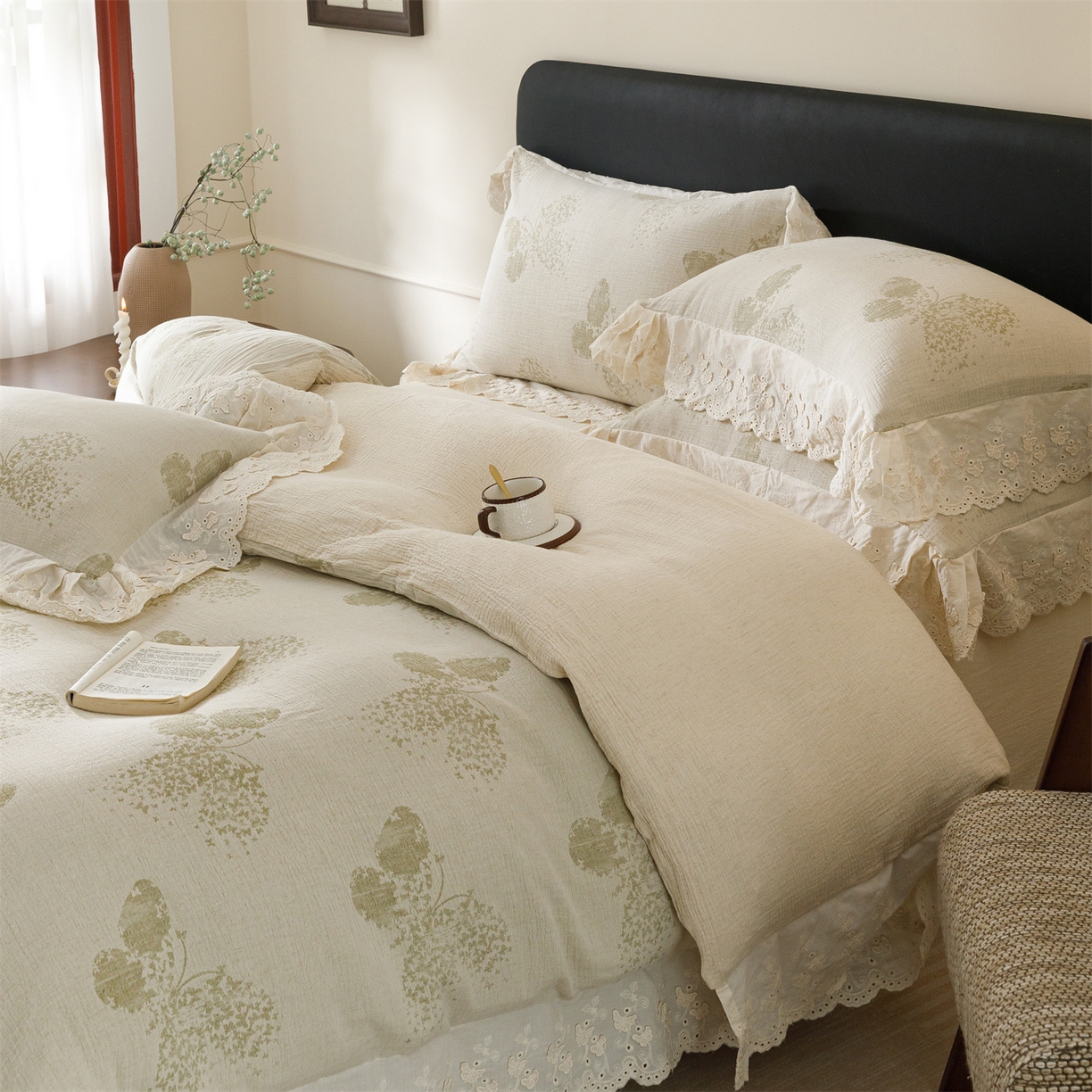 91家纺网 家纺一手货源 找家纺 瑞米家居 2026新款A类棉麻提花花边款四件套-翩然乐语 翩然乐语-芥末绿
