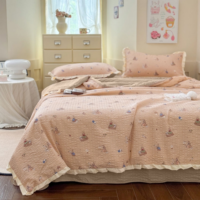 91家纺网 家纺一手货源 找家纺 （总）迪梦姿家纺 2026新款泡芙纱花边款夏被四件套-款式二