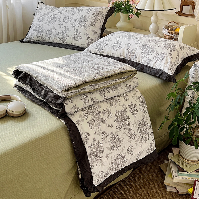 91家纺网 家纺一手货源 找家纺 （总）仟网汇 2026新款彩色花边木棉皱皱纱夏被夏凉被空调被四件套