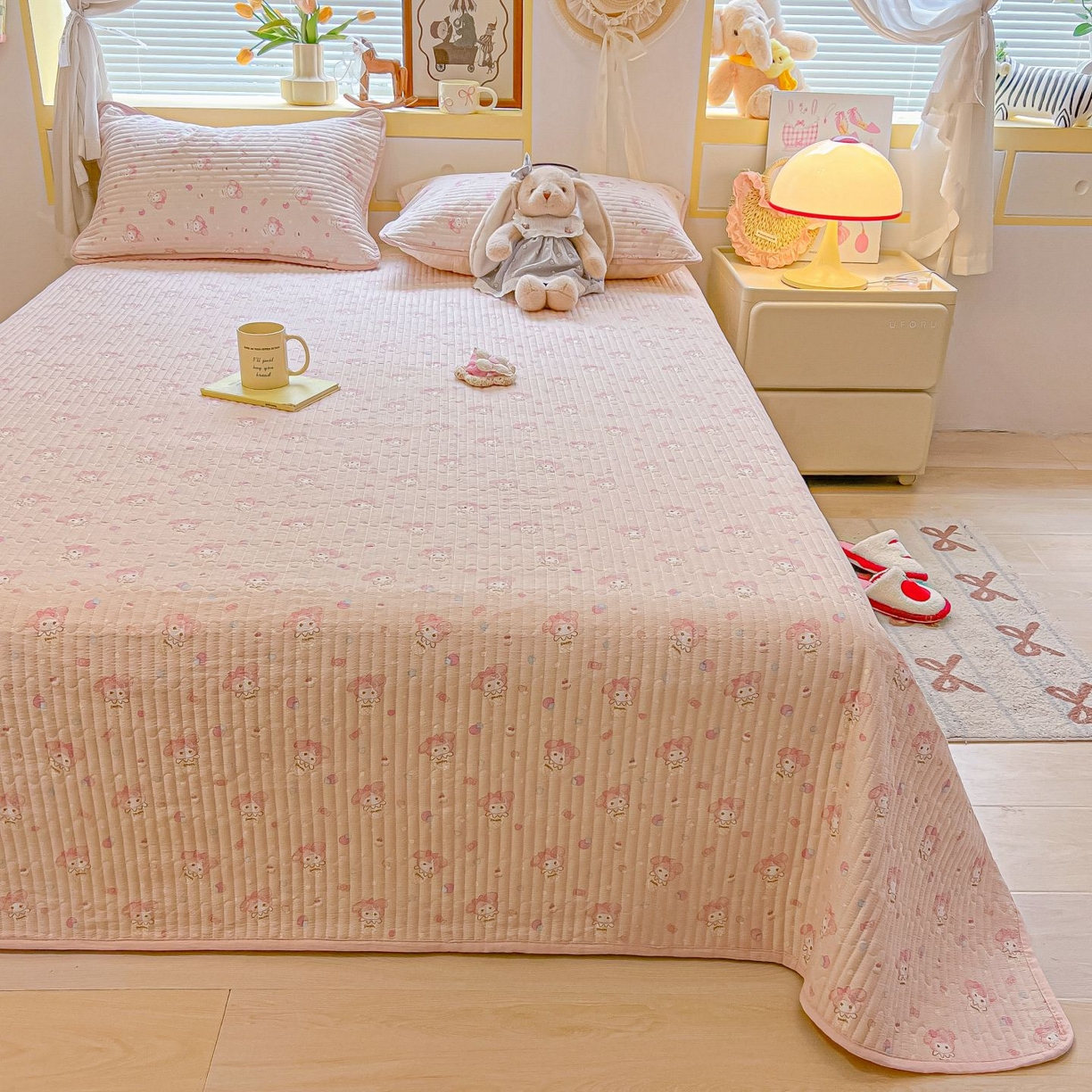 91家纺网 家纺一手货源 找家纺 欧妮家纺 2026新款A类云感双层纱夏被单床盖 粉粉兔