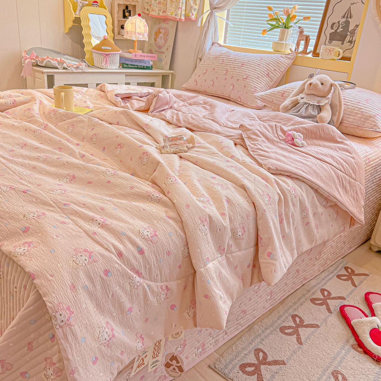 91家纺网 家纺一手货源 找家纺 欧妮家纺 2026新款A类云感双层纱夏被单床盖 粉粉兔