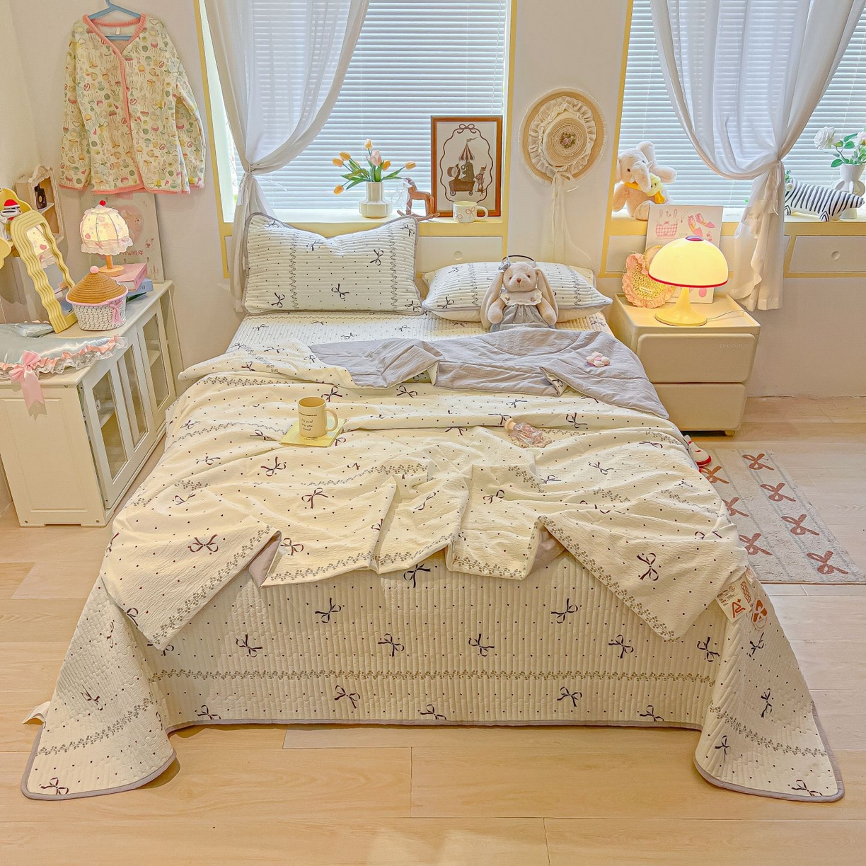 91家纺网 家纺一手货源 找家纺 欧妮家纺 2026新款A类云感双层纱夏被单床盖 点点结