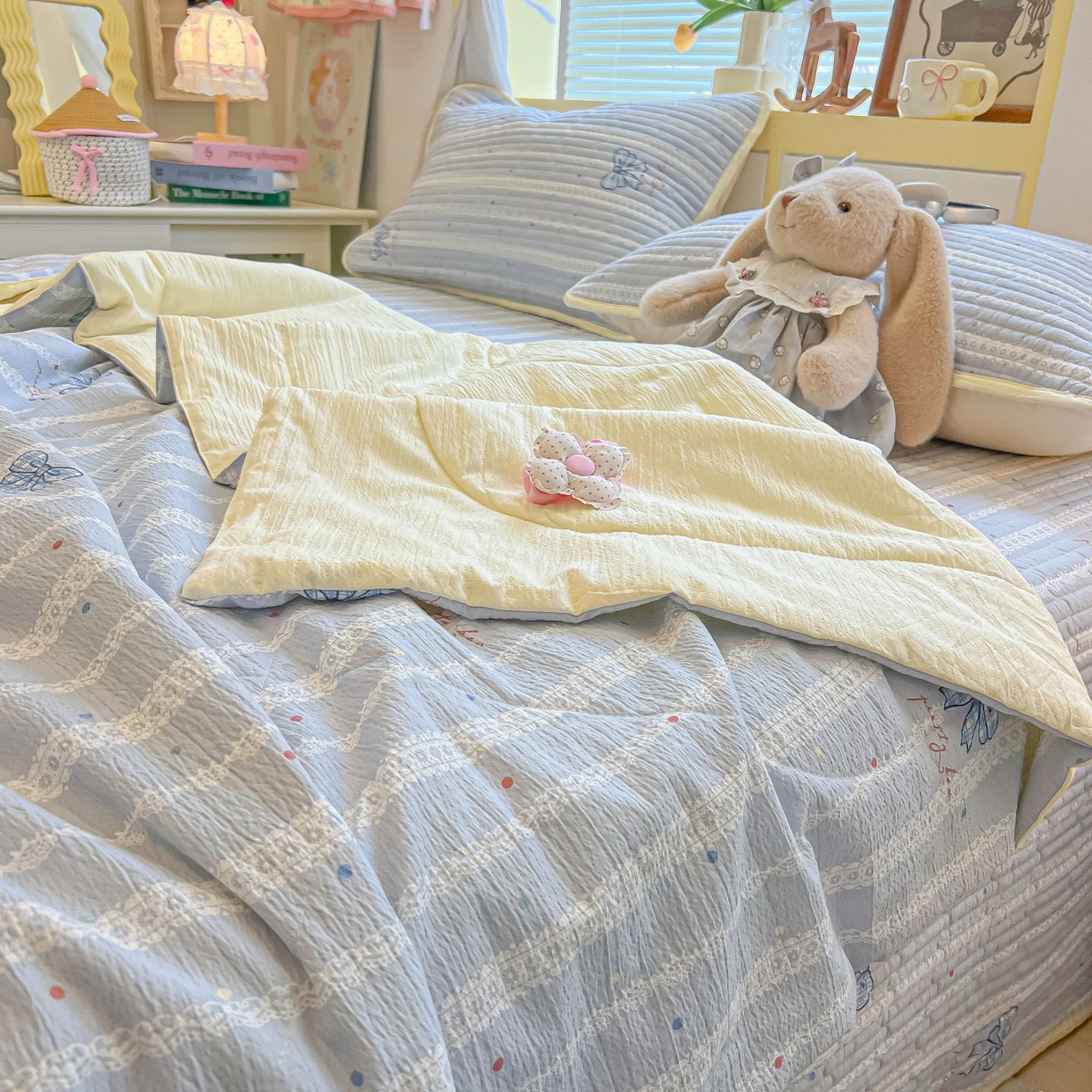 91家纺网 家纺一手货源 找家纺 欧妮家纺 2026新款A类云感双层纱夏被单床盖 夏日条纹