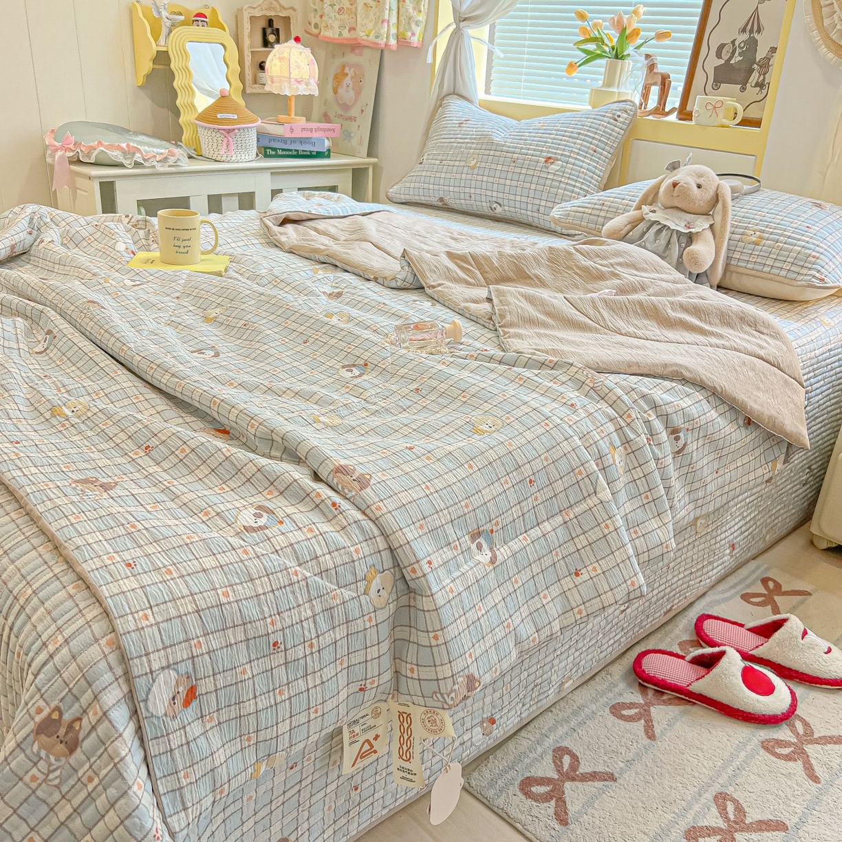 91家纺网 家纺一手货源 找家纺 欧妮家纺 2026新款A类云感双层纱夏被单床盖 格子萌狗