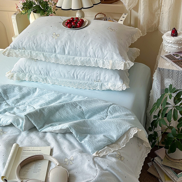 91家纺网 家纺一手货源 找家纺 仟网汇 2026新款彩色花边木棉皱皱纱夏被夏凉被空调被四件套 初心蓝