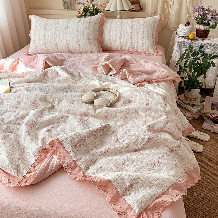 91家纺网 家纺一手货源 找家纺 仟网汇 2026新款彩色花边木棉皱皱纱夏被夏凉被空调被四件套 扶摇