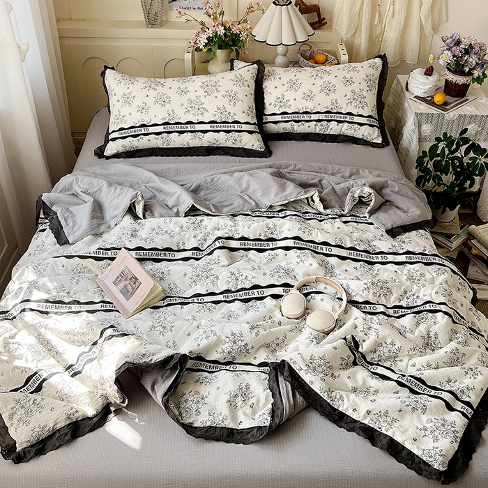 91家纺网 家纺一手货源 找家纺 仟网汇 2026新款彩色花边木棉皱皱纱夏被夏凉被空调被四件套 赫本