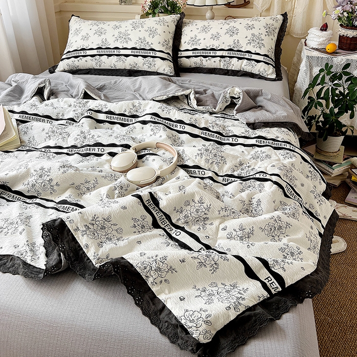 91家纺网 家纺一手货源 找家纺 仟网汇 2026新款彩色花边木棉皱皱纱夏被夏凉被空调被四件套 赫本