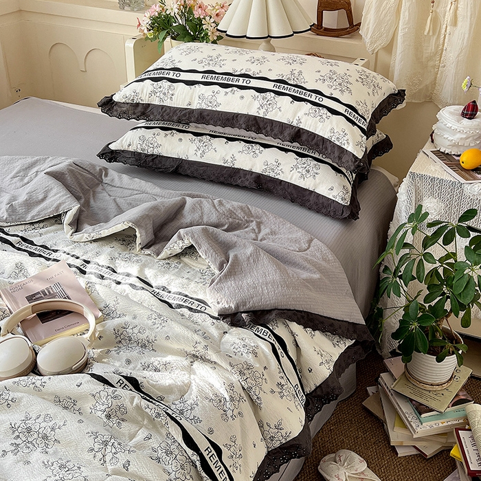 91家纺网 家纺一手货源 找家纺 仟网汇 2026新款彩色花边木棉皱皱纱夏被夏凉被空调被四件套 赫本