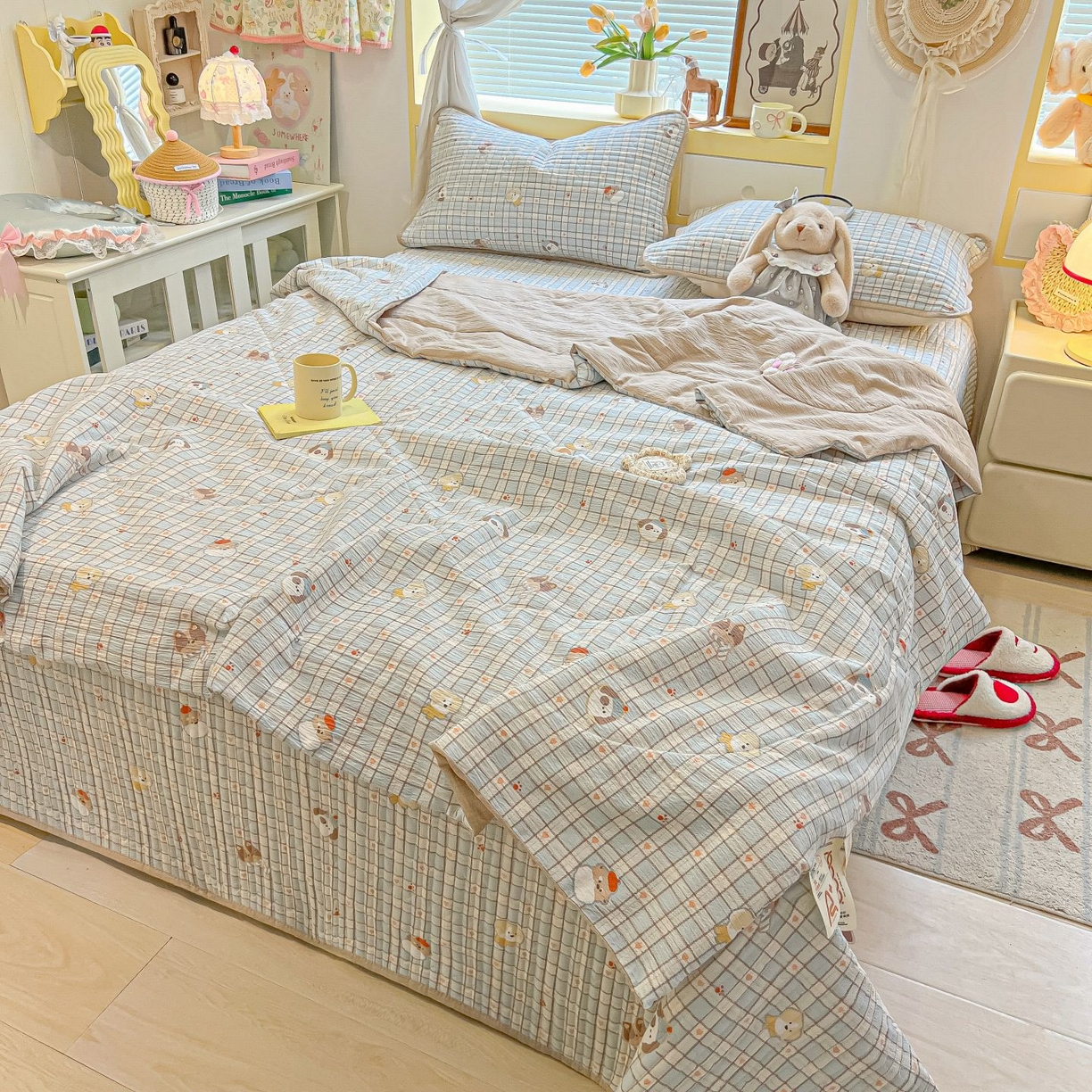 91家纺网 家纺一手货源 找家纺 欧妮家纺 2026新款A类云感双层纱夏被床盖四件套 格子萌狗