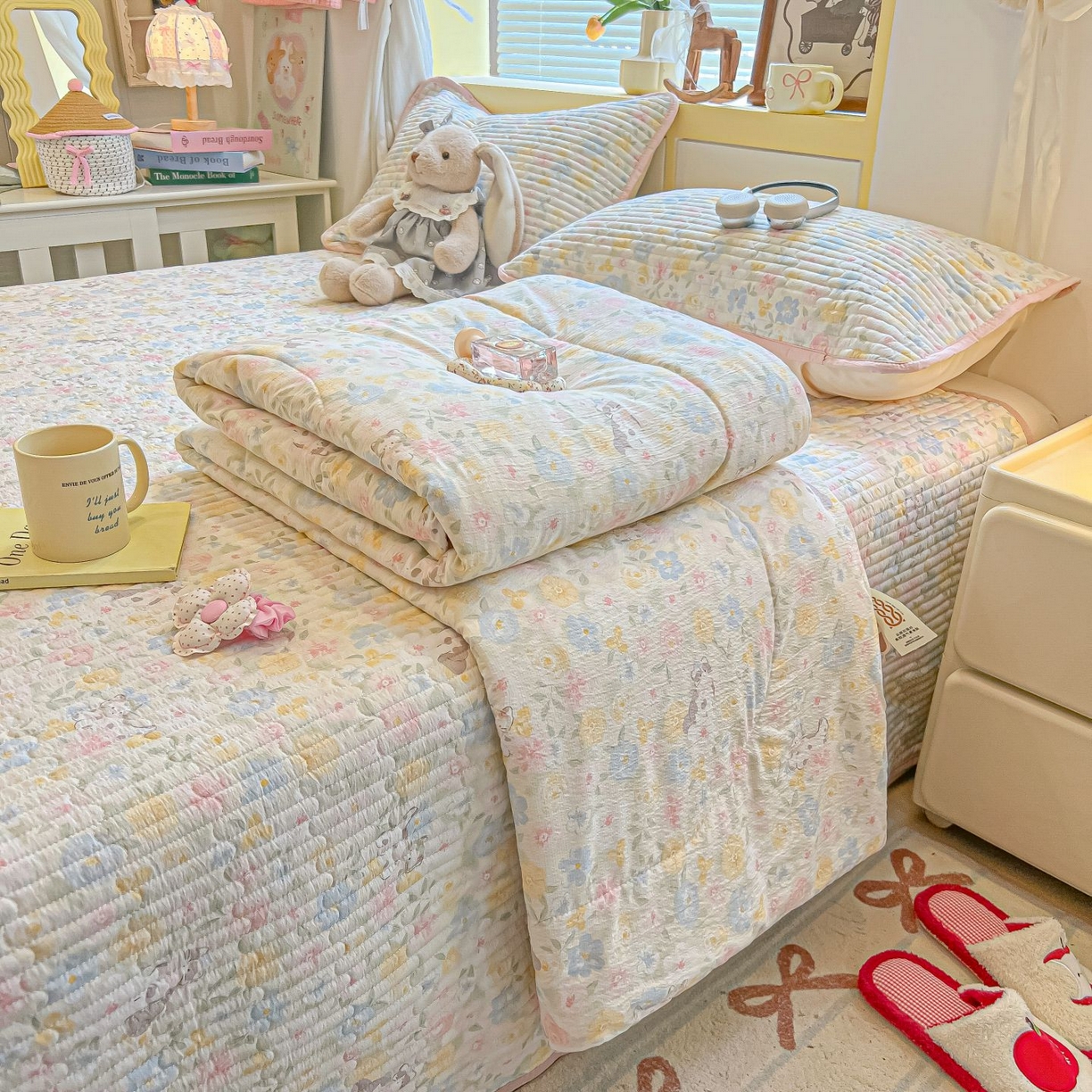 91家纺网 家纺一手货源 找家纺 欧妮家纺 2026新款A类云感双层纱夏被床盖四件套 粉调