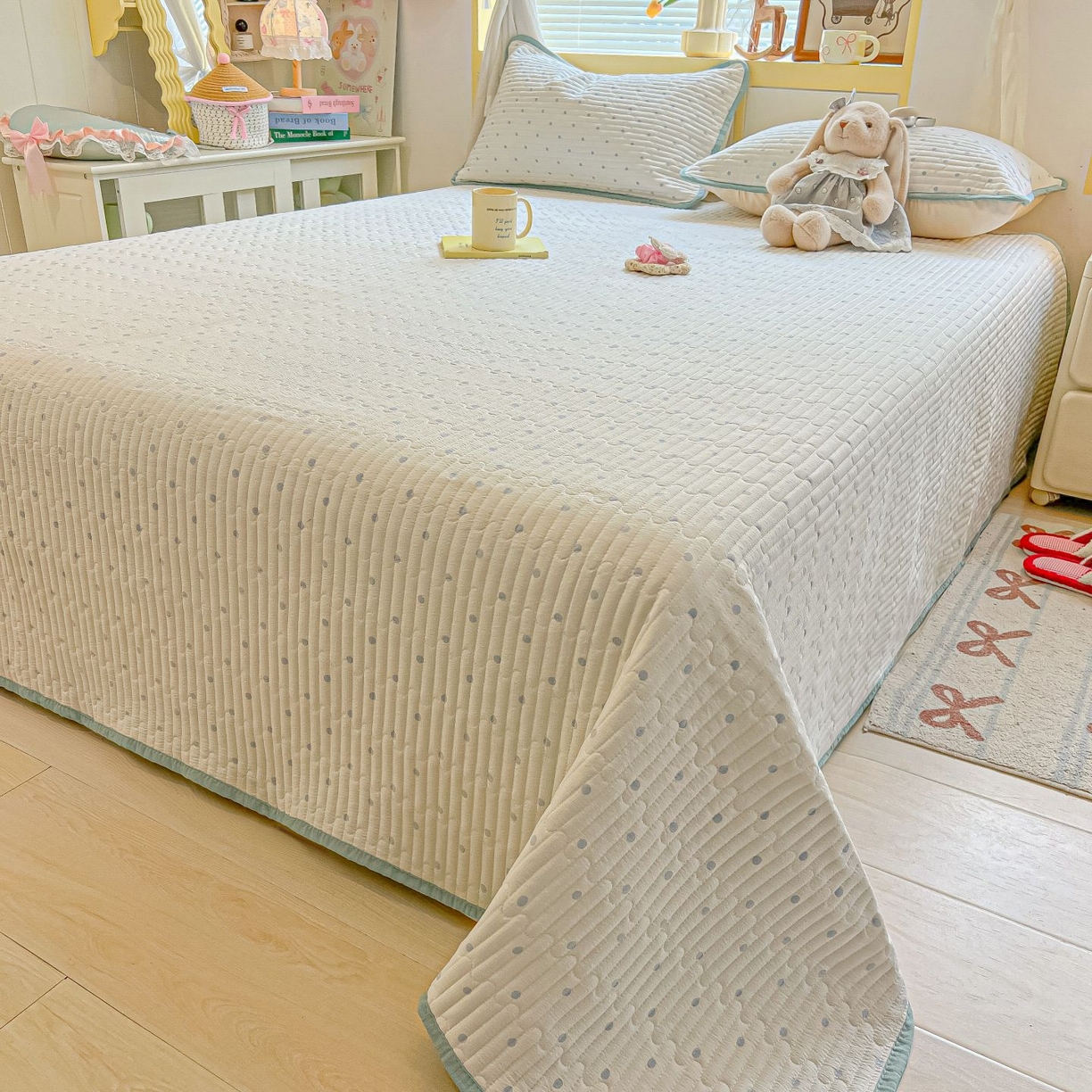 91家纺网 家纺一手货源 找家纺 欧妮家纺 2026新款A类云感双层纱夏被床盖四件套 波点-蓝