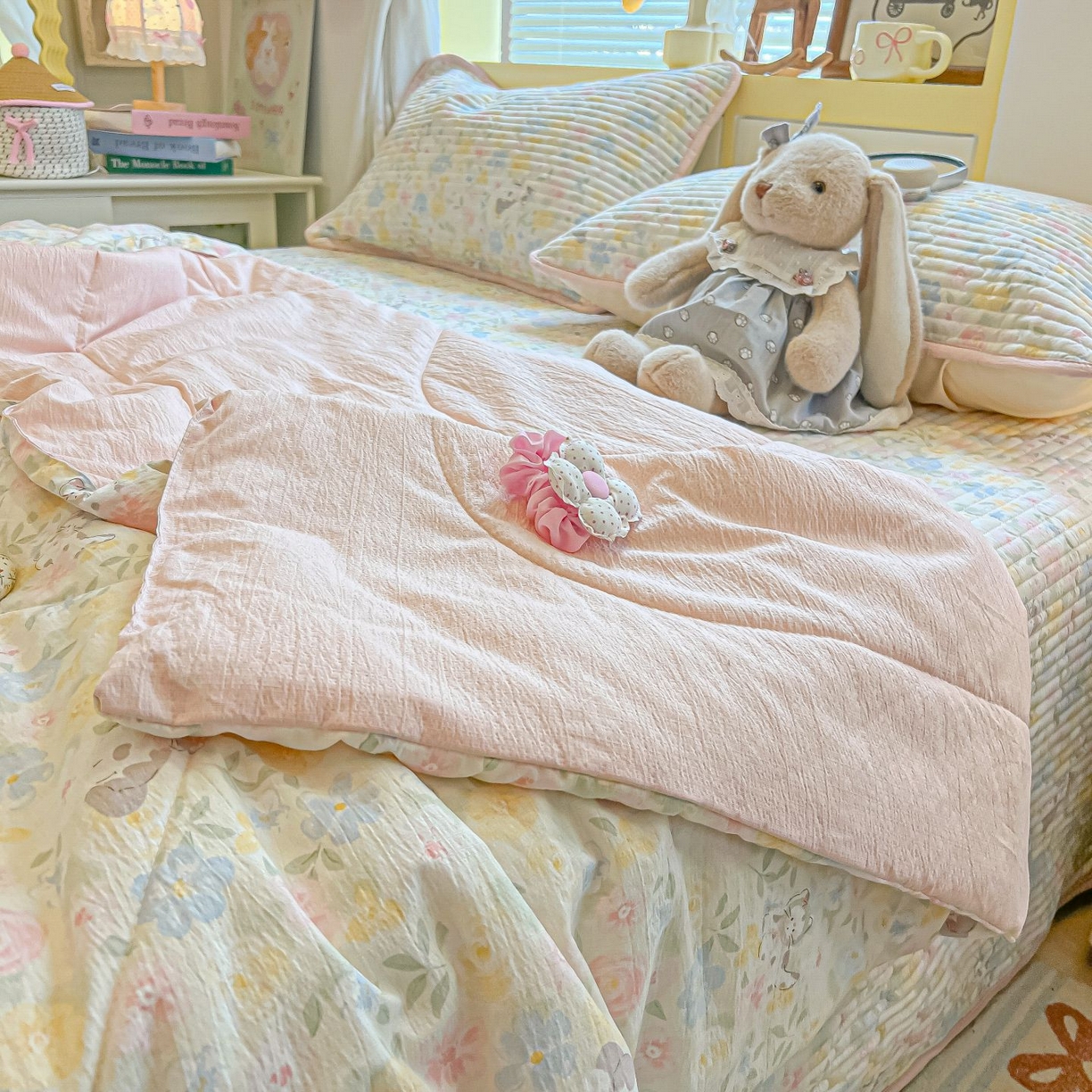 91家纺网 家纺一手货源 找家纺 欧妮家纺 2026新款A类云感双层纱夏被床盖四件套 粉调