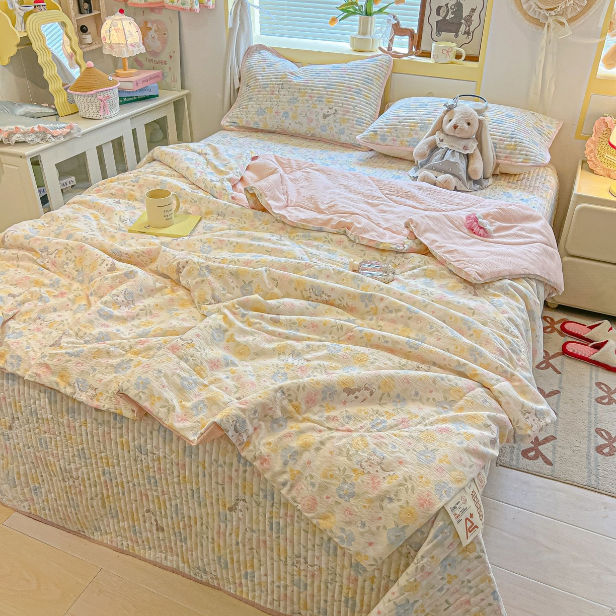 91家纺网 家纺一手货源 找家纺 欧妮家纺 2026新款A类云感双层纱夏被床盖四件套 粉调