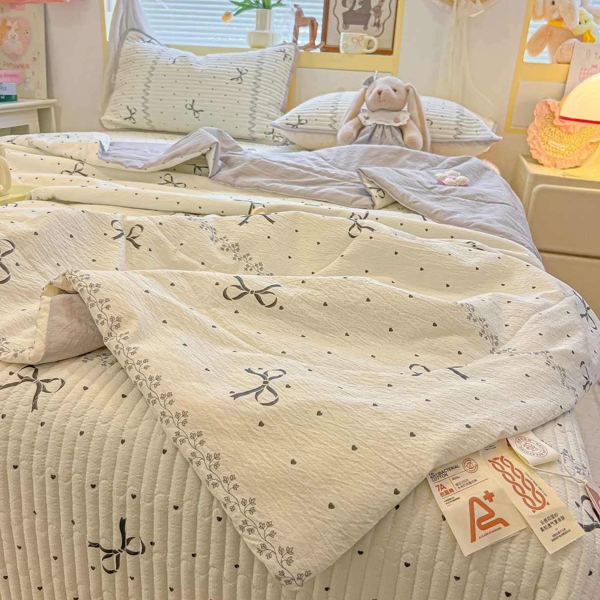 91家纺网 家纺一手货源 找家纺 欧妮家纺 2026新款A类云感双层纱夏被床盖四件套 点点结