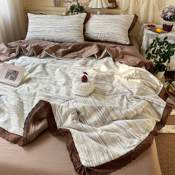 91家纺网 家纺一手货源 找家纺 仟网汇 2026新款彩色花边木棉皱皱纱夏被夏凉被空调被四件套 罗卡