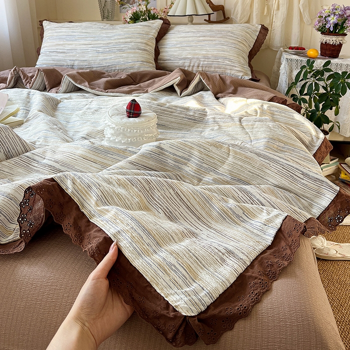 91家纺网 家纺一手货源 找家纺 仟网汇 2026新款彩色花边木棉皱皱纱夏被夏凉被空调被四件套 罗卡