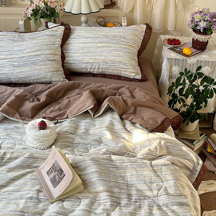 91家纺网 家纺一手货源 找家纺 仟网汇 2026新款彩色花边木棉皱皱纱夏被夏凉被空调被四件套 罗卡