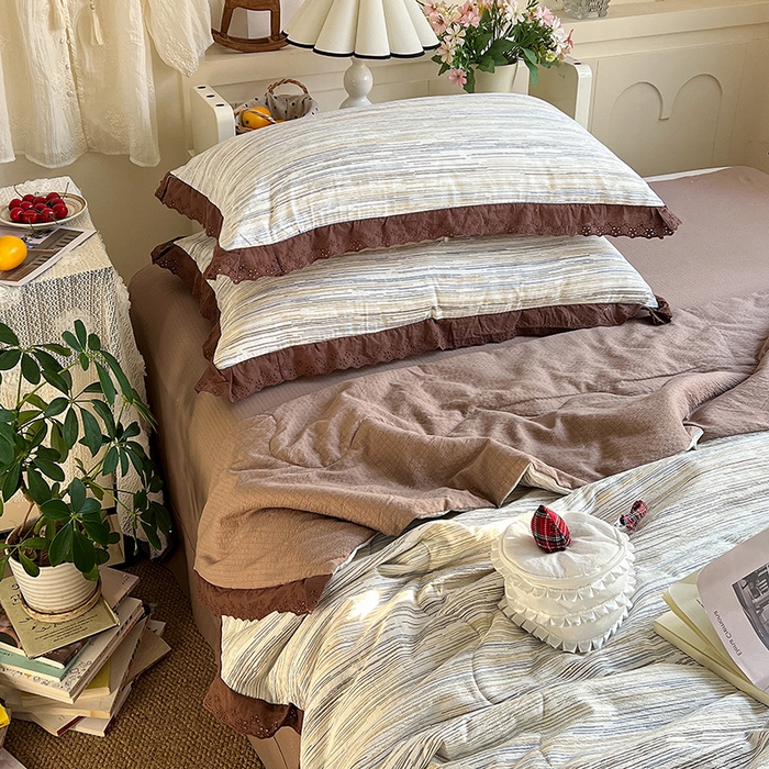 91家纺网 家纺一手货源 找家纺 仟网汇 2026新款彩色花边木棉皱皱纱夏被夏凉被空调被四件套 罗卡