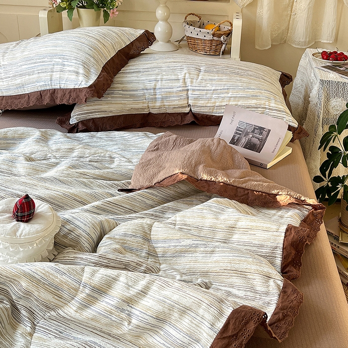 91家纺网 家纺一手货源 找家纺 仟网汇 2026新款彩色花边木棉皱皱纱夏被夏凉被空调被四件套 罗卡