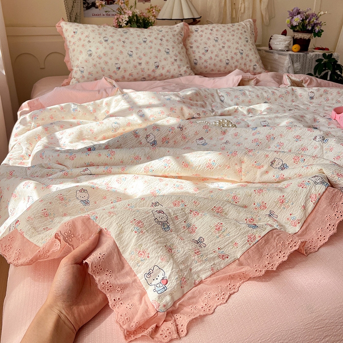 91家纺网 家纺一手货源 找家纺 仟网汇 2026新款彩色花边木棉皱皱纱夏被夏凉被空调被四件套 奶芙喵