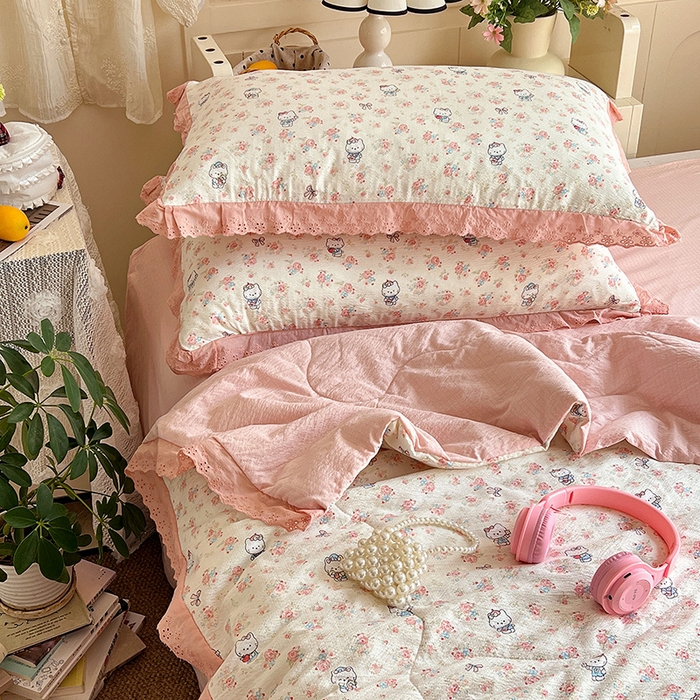 91家纺网 家纺一手货源 找家纺 仟网汇 2026新款彩色花边木棉皱皱纱夏被夏凉被空调被四件套 奶芙喵