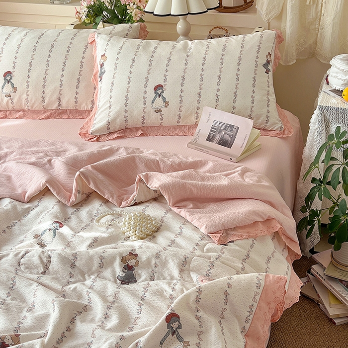 91家纺网 家纺一手货源 找家纺 仟网汇 2026新款彩色花边木棉皱皱纱夏被夏凉被空调被四件套 午后花园