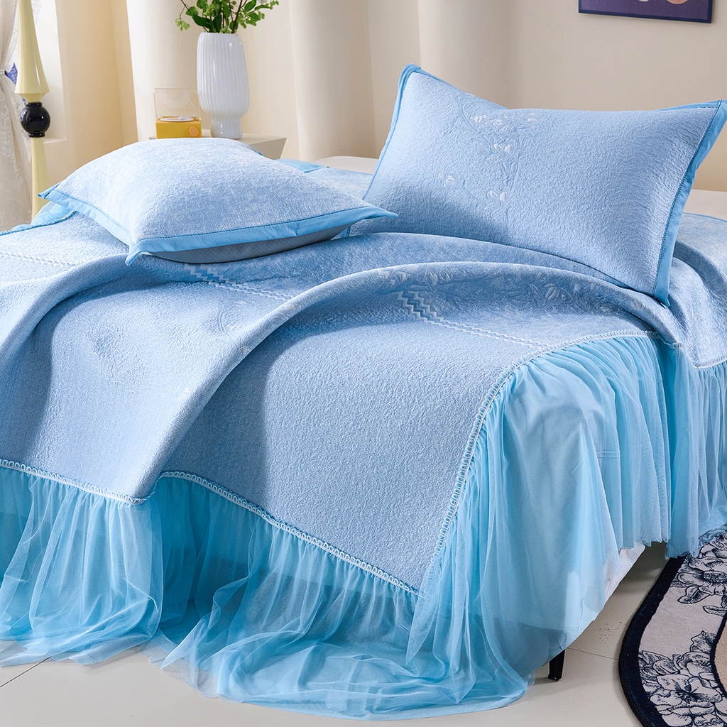 91家纺网 家纺一手货源 找家纺 欧妮家纺 2026新款A类凉感豆豆席床裙款空调凉席-席子 床裙款-喜上眉梢蓝色