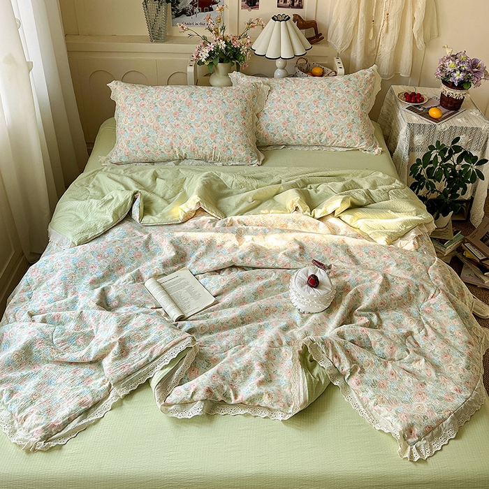 91家纺网 家纺一手货源 找家纺 仟网汇 2026新款彩色花边木棉皱皱纱夏被夏凉被空调被四件套 邂逅