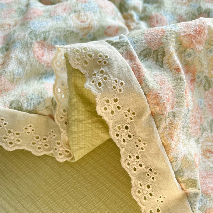 91家纺网 家纺一手货源 找家纺 仟网汇 2026新款彩色花边木棉皱皱纱夏被夏凉被空调被四件套 邂逅