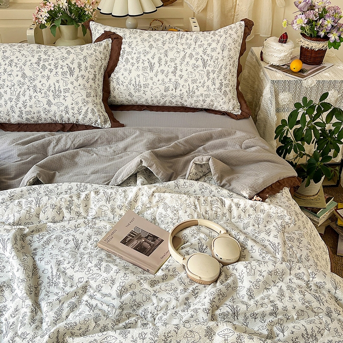 91家纺网 家纺一手货源 找家纺 仟网汇 2026新款彩色花边木棉皱皱纱夏被夏凉被空调被四件套 野餐兔