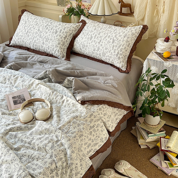 91家纺网 家纺一手货源 找家纺 仟网汇 2026新款彩色花边木棉皱皱纱夏被夏凉被空调被四件套 野餐兔