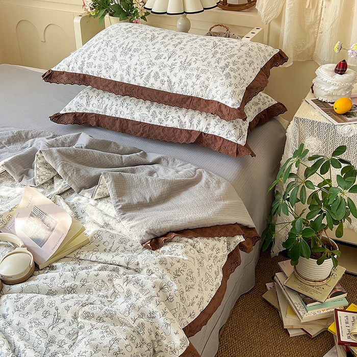 91家纺网 家纺一手货源 找家纺 仟网汇 2026新款彩色花边木棉皱皱纱夏被夏凉被空调被四件套 野餐兔