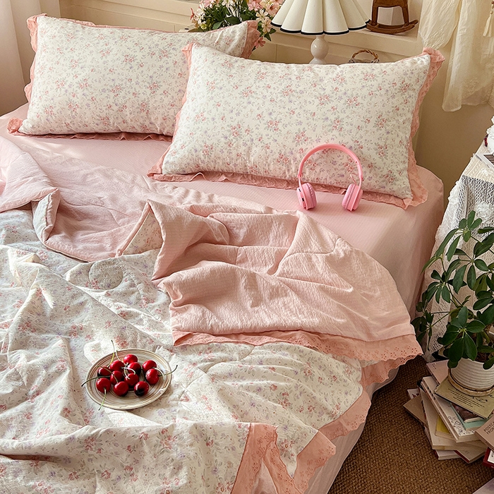 91家纺网 家纺一手货源 找家纺 仟网汇 2026新款彩色花边木棉皱皱纱夏被夏凉被空调被四件套 樱花季