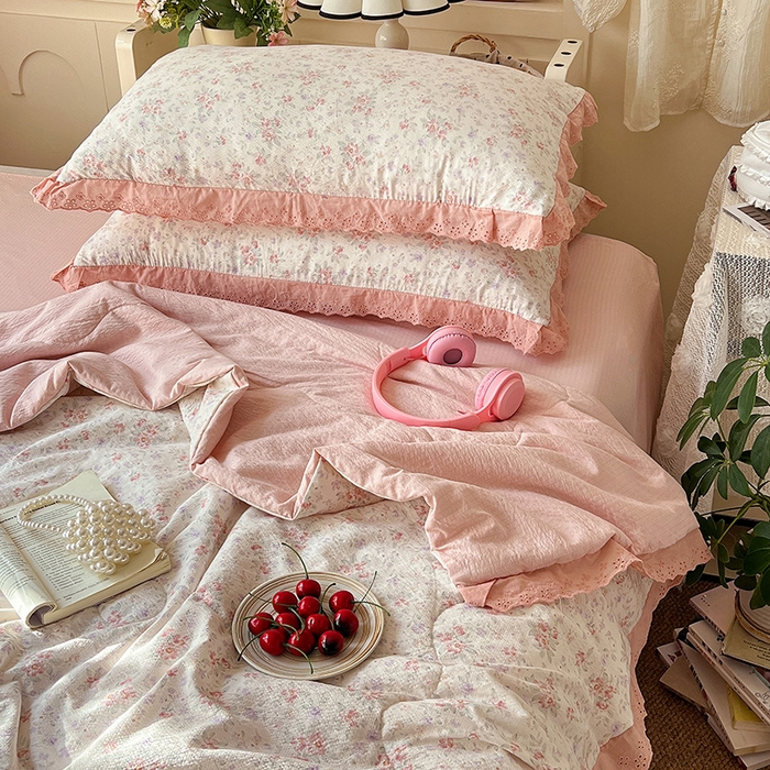 91家纺网 家纺一手货源 找家纺 仟网汇 2026新款彩色花边木棉皱皱纱夏被夏凉被空调被四件套 樱花季