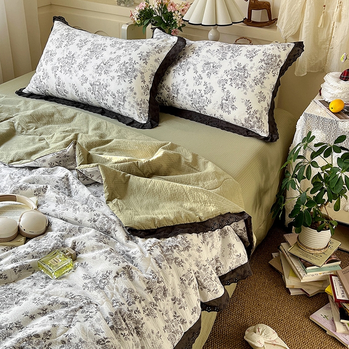 91家纺网 家纺一手货源 找家纺 仟网汇 2026新款彩色花边木棉皱皱纱夏被夏凉被空调被四件套 悠然