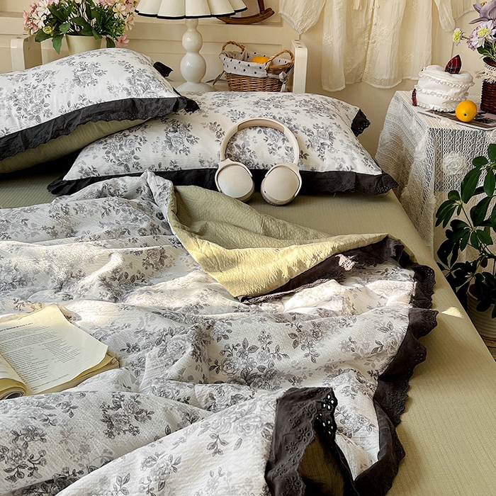 91家纺网 家纺一手货源 找家纺 仟网汇 2026新款彩色花边木棉皱皱纱夏被夏凉被空调被四件套 悠然