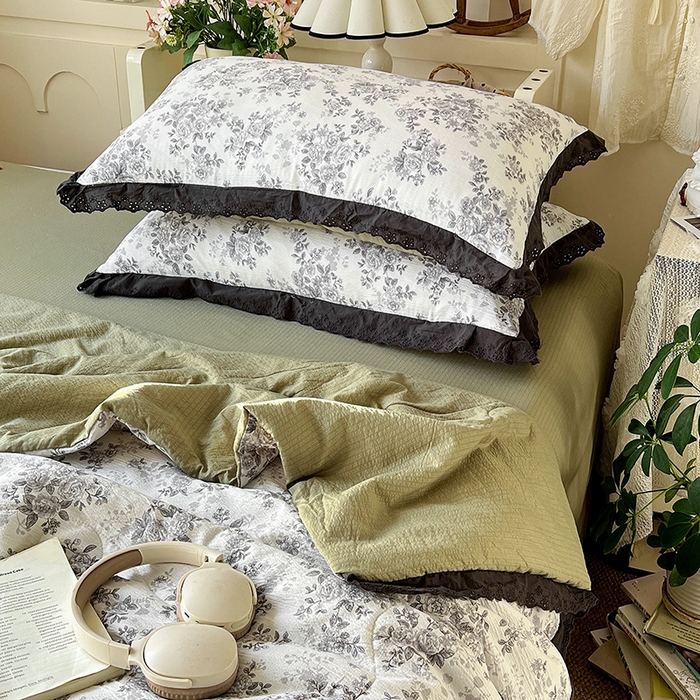 91家纺网 家纺一手货源 找家纺 仟网汇 2026新款彩色花边木棉皱皱纱夏被夏凉被空调被四件套 悠然